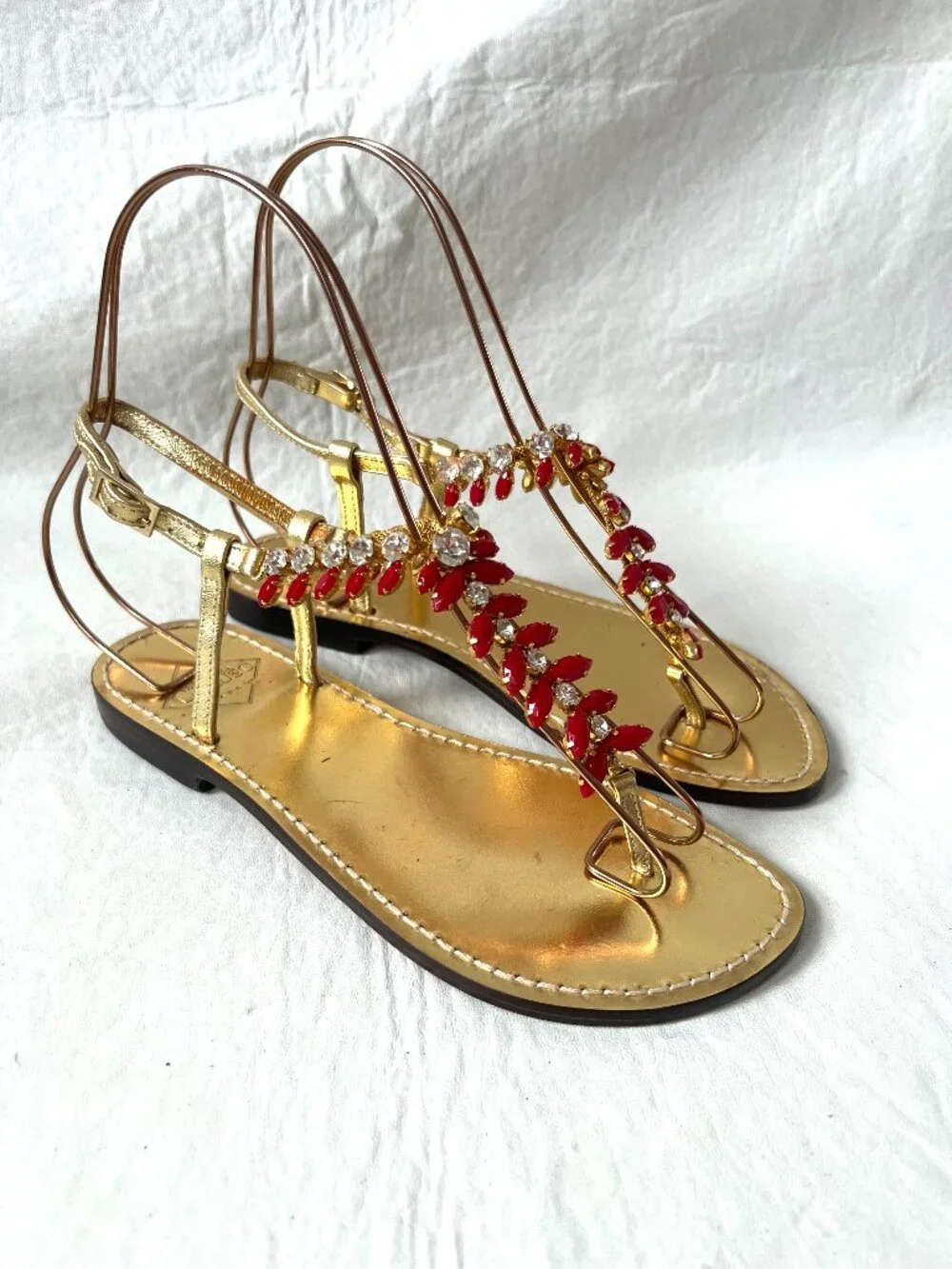 Emanuela Caruso Capri sandals 37 6.5 gold leather bejeweled red rhinestone thong